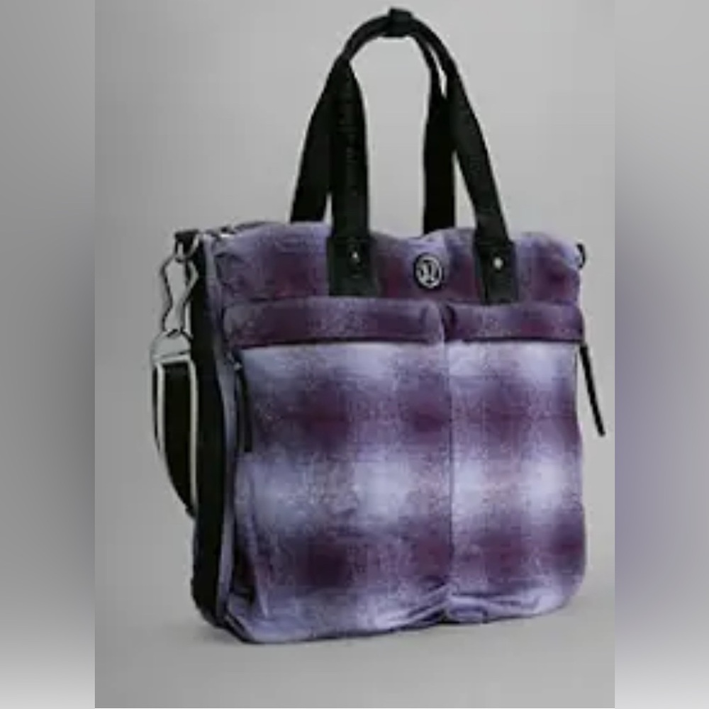 Lululemon Fast in Flight Yoga Bag